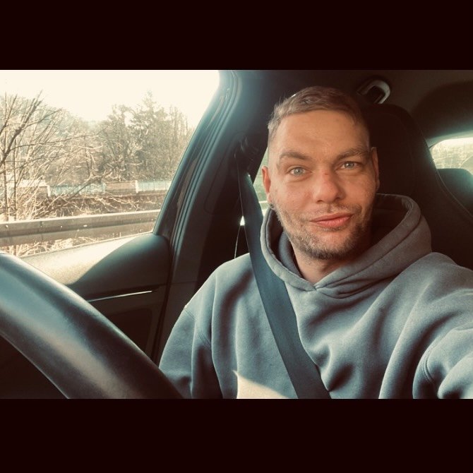 Instagram Profilbild von flo_lang29
