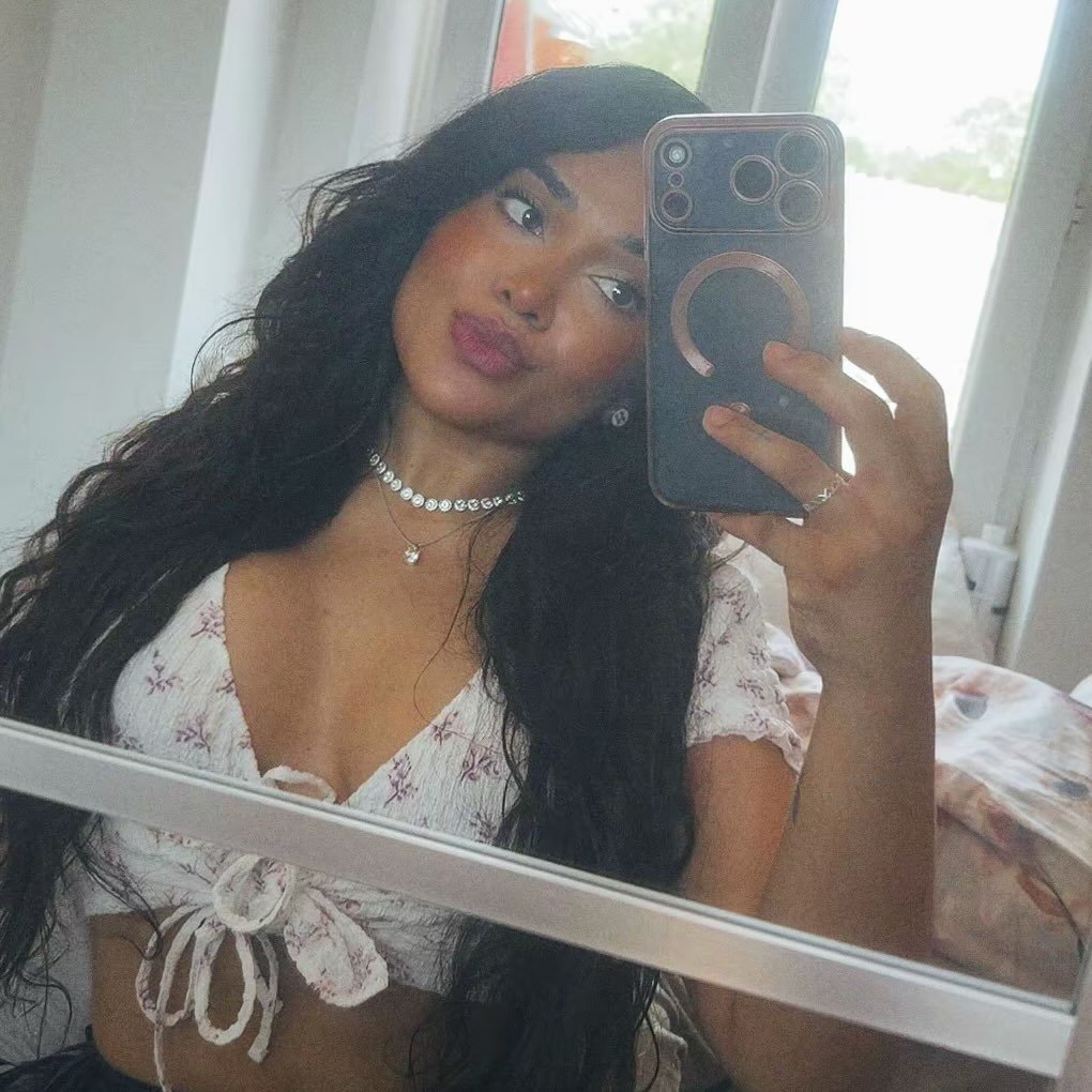 Instagram Profilbild von juliannaataides