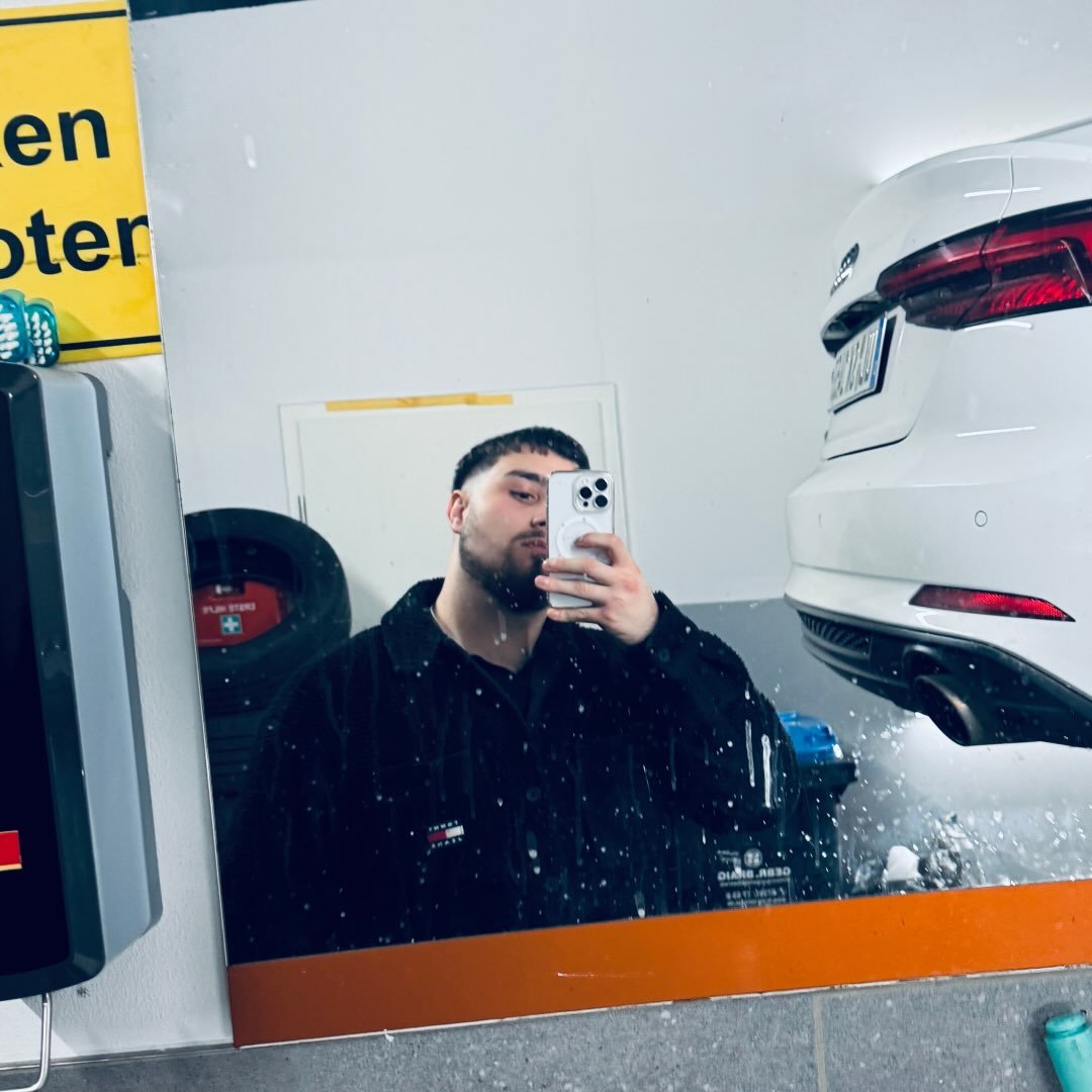 Instagram Profilbild von m.em1n_29