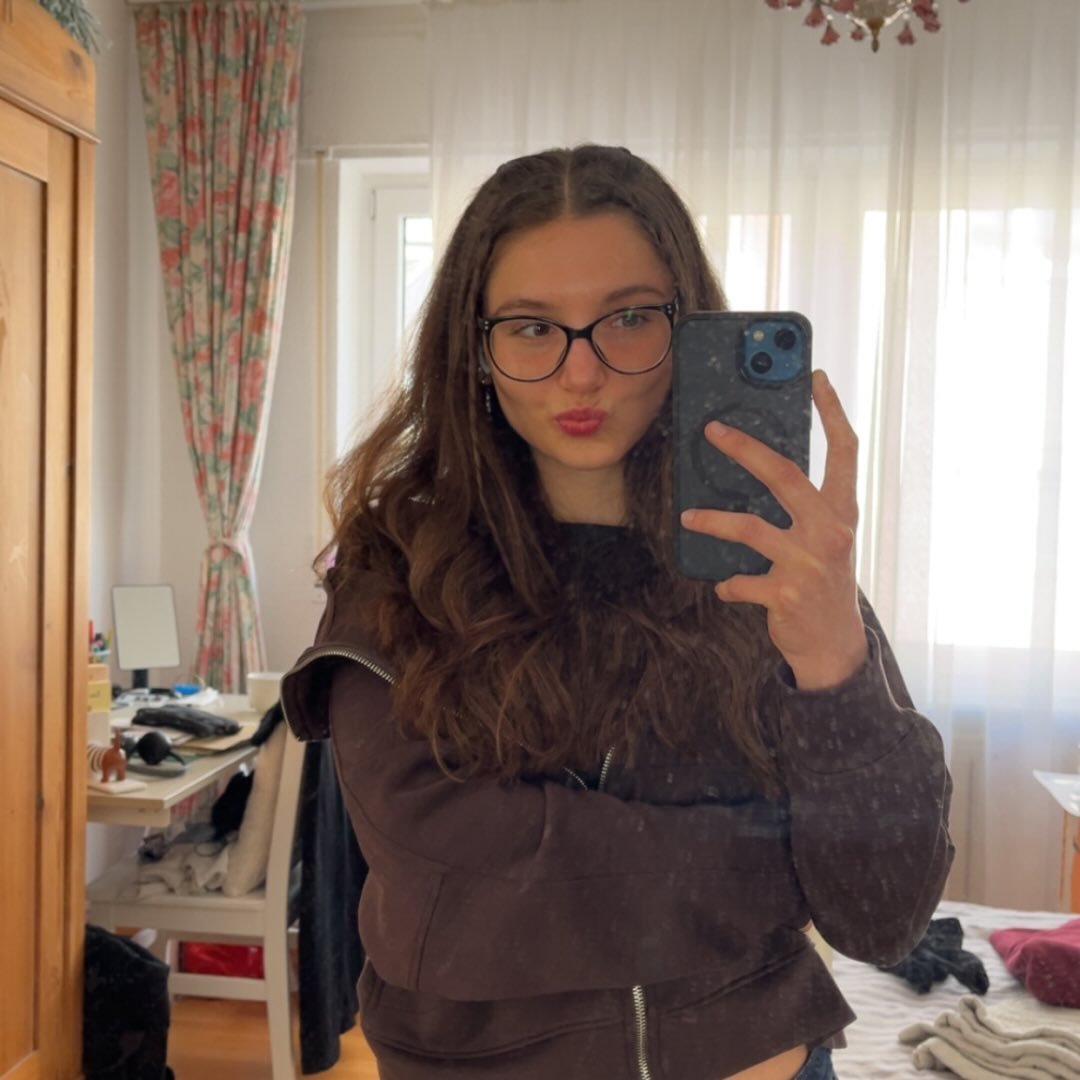 Instagram Profilbild von charlylouu
