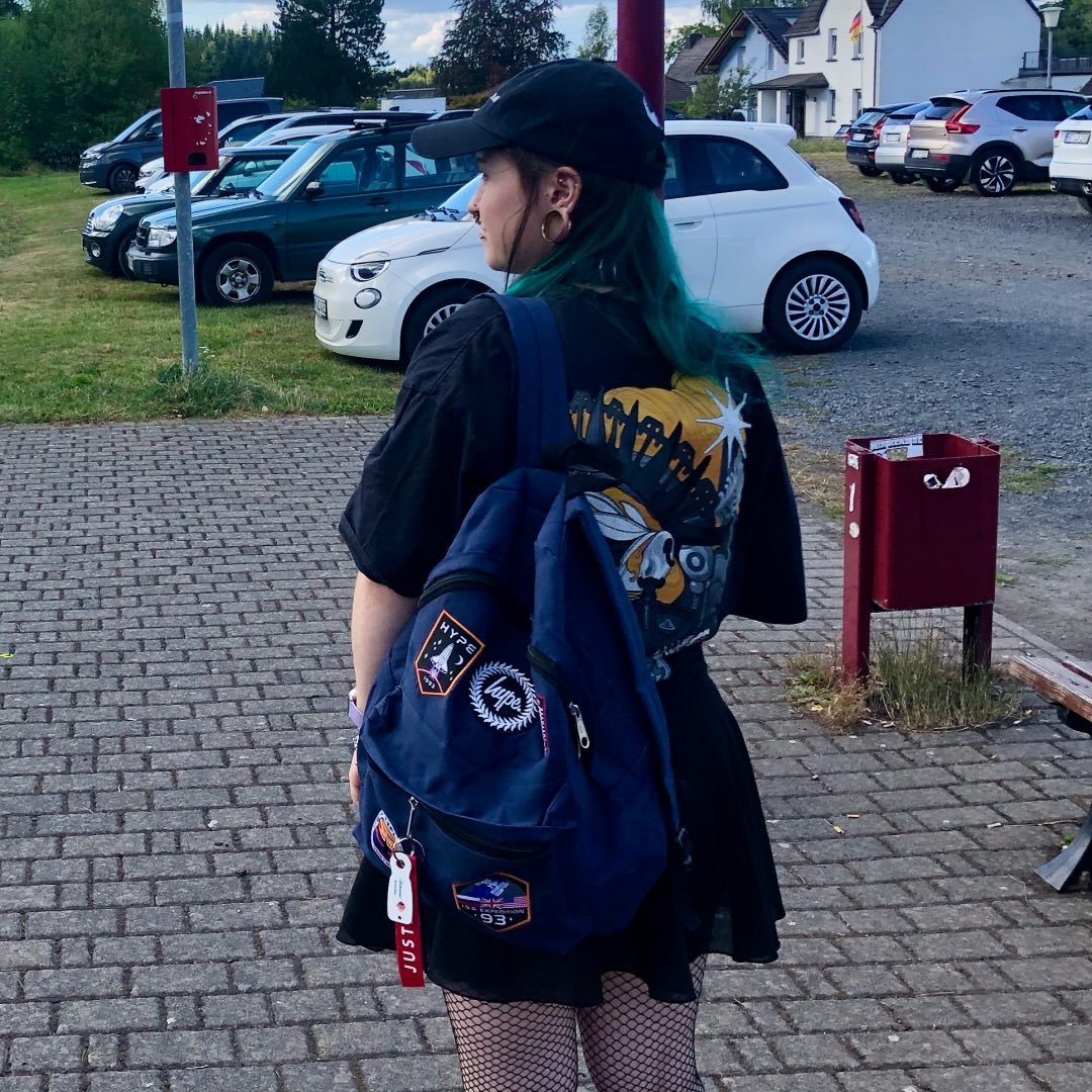 Instagram Profilbild von rottenzombiewolf