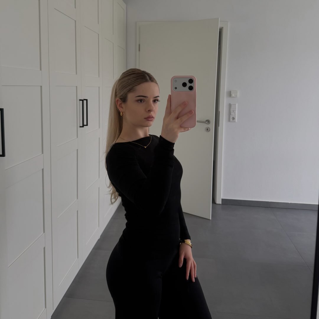 Instagram Profilbild von adelina.nbh