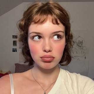 Instagram Profilbild von encyclopediazalea