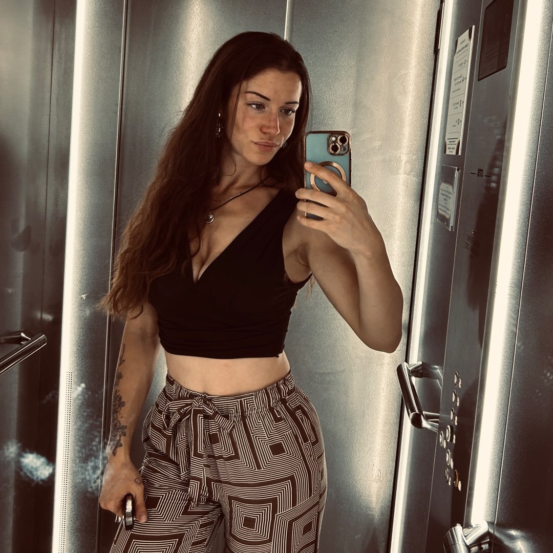 Instagram Profilbild von celxne.emrcs
