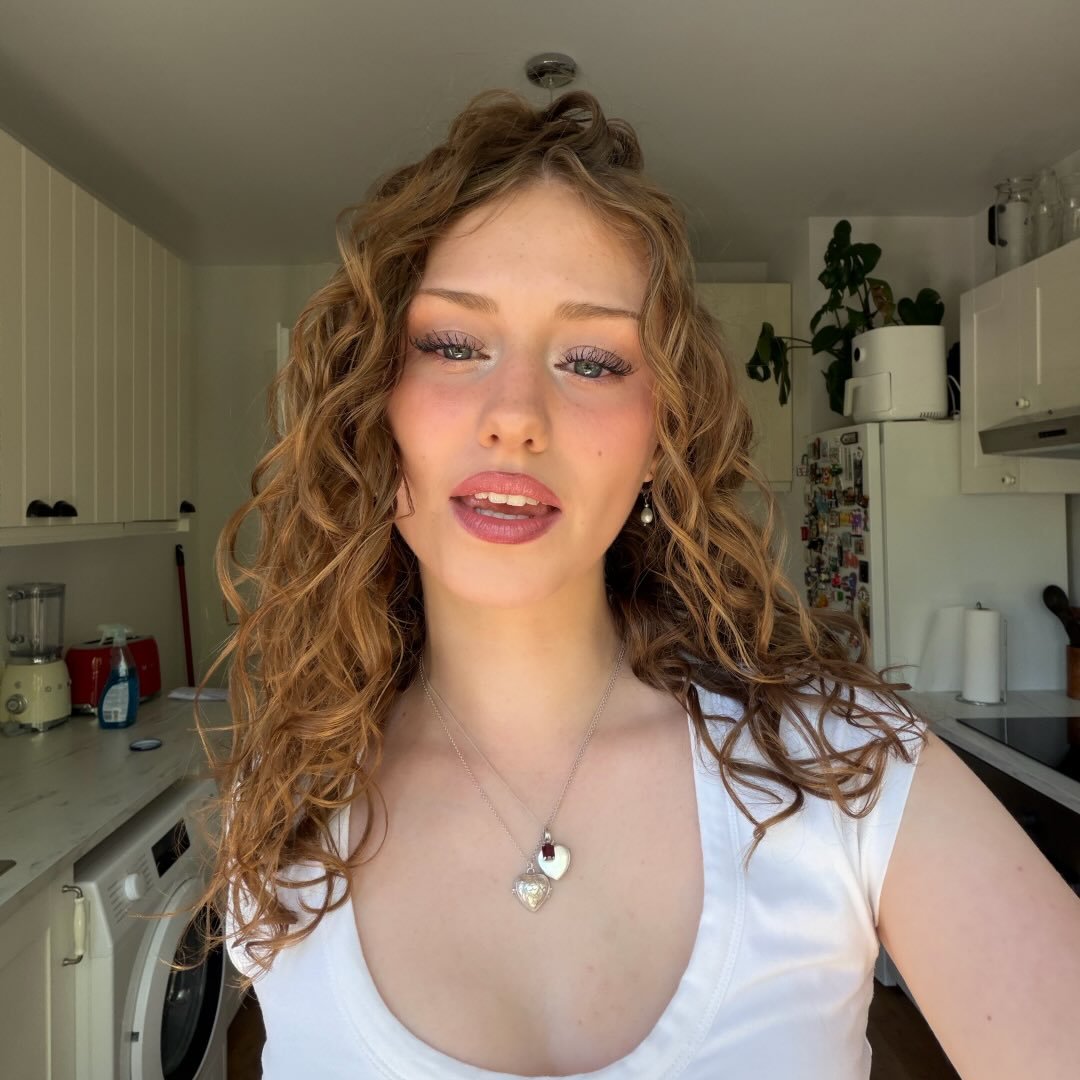 Instagram Profilbild von yanaclare