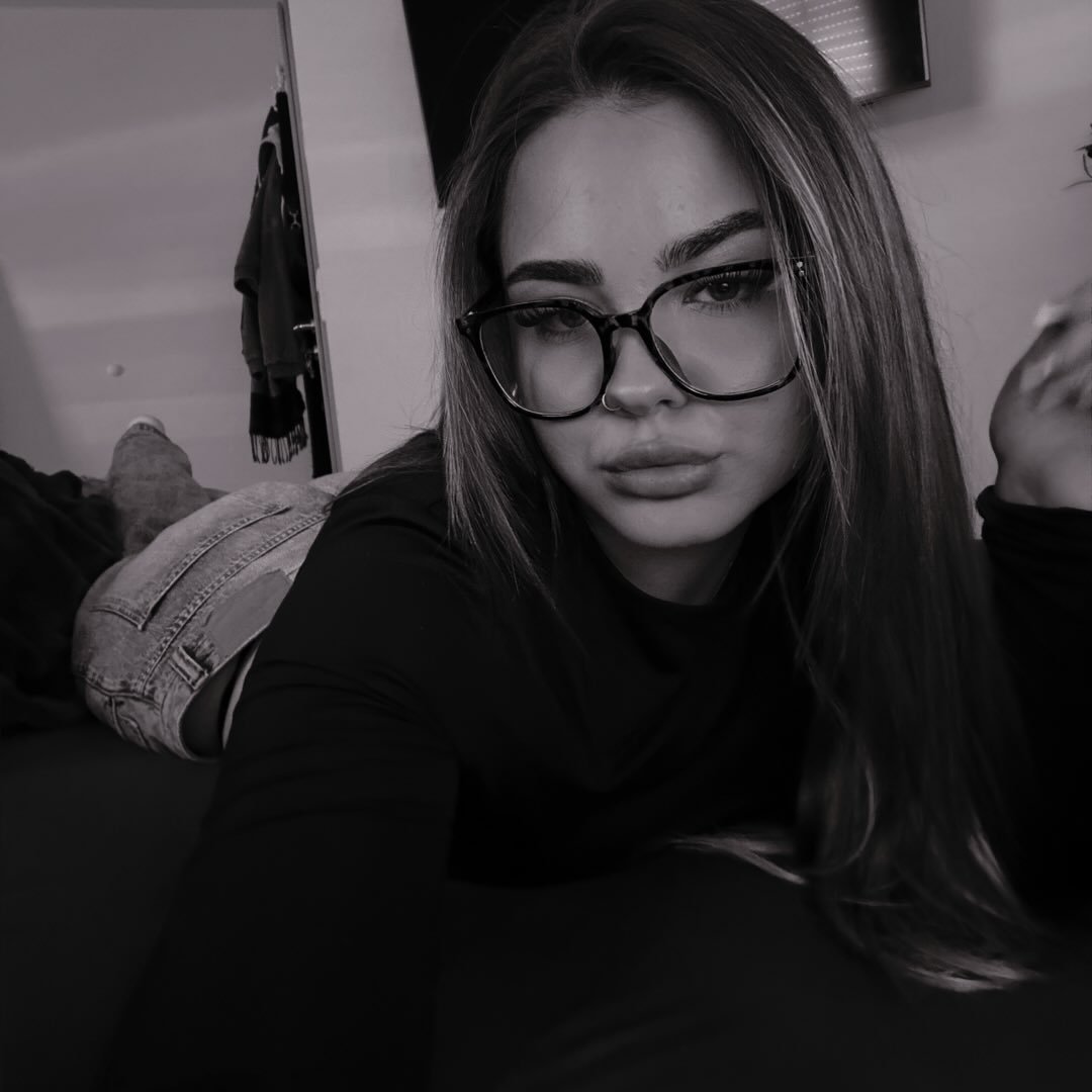 Instagram Profilbild von _alinaabr_
