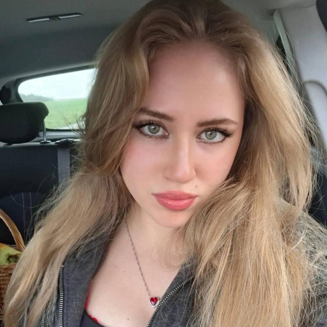 Instagram Profilbild von _chixra_