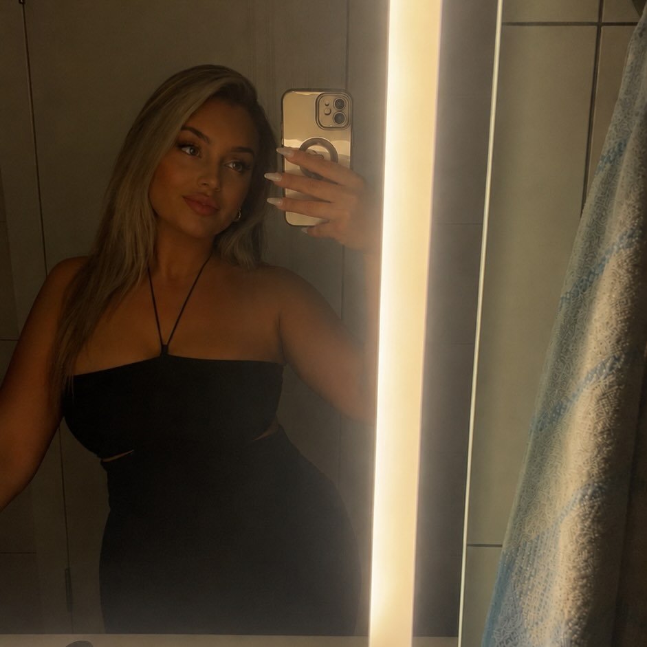 Instagram Profilbild von nitahajzeri