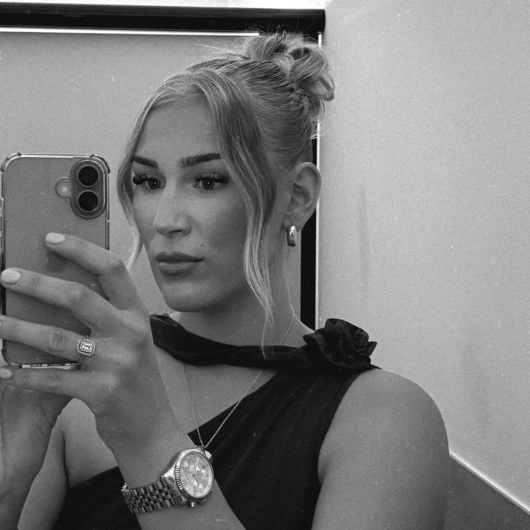 Instagram Profilbild von angelina.oezel