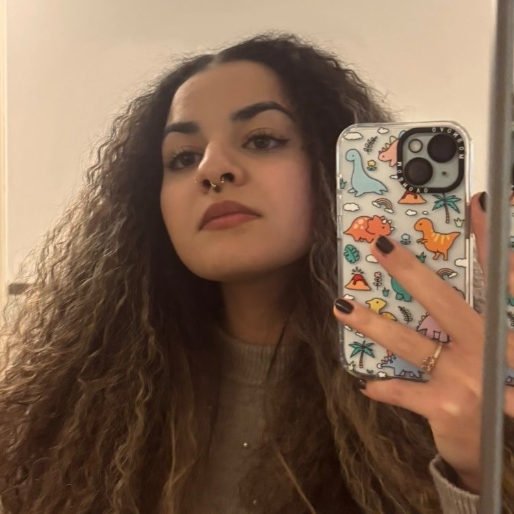 Instagram Profilbild von curlyhana02