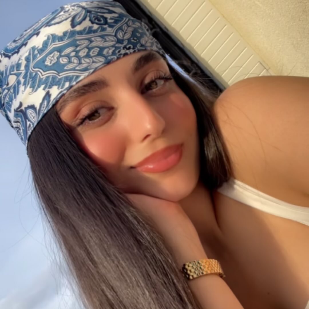 Instagram Profilbild von loraa_hsn