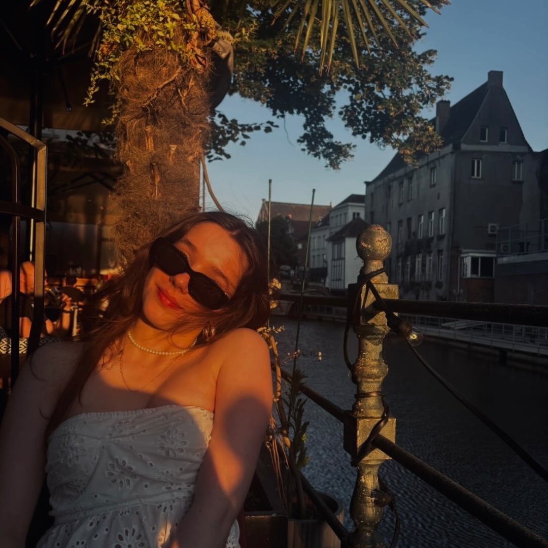 Instagram Profilbild von cara.deberdt