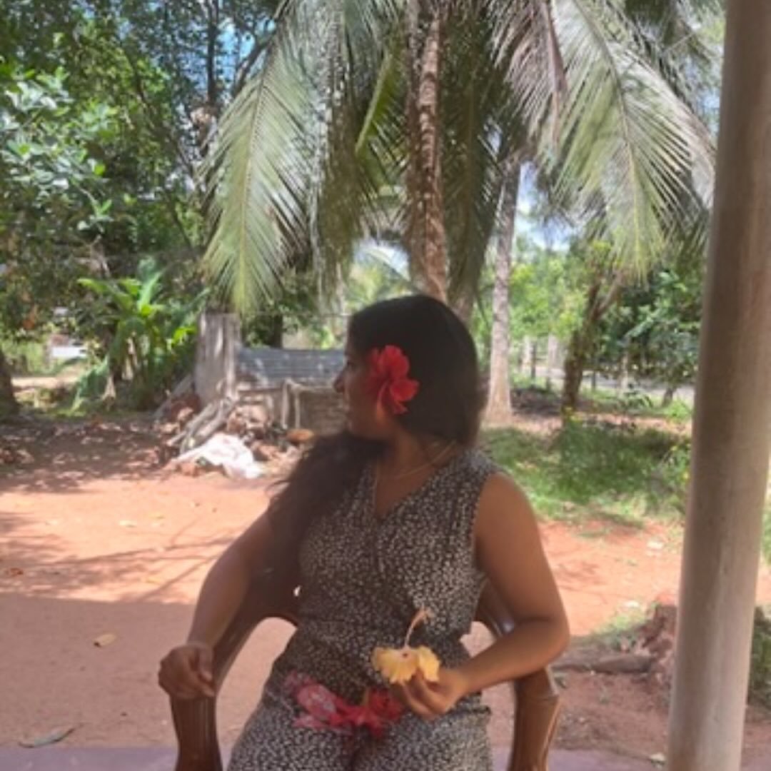 Instagram Profilbild von thikshanii