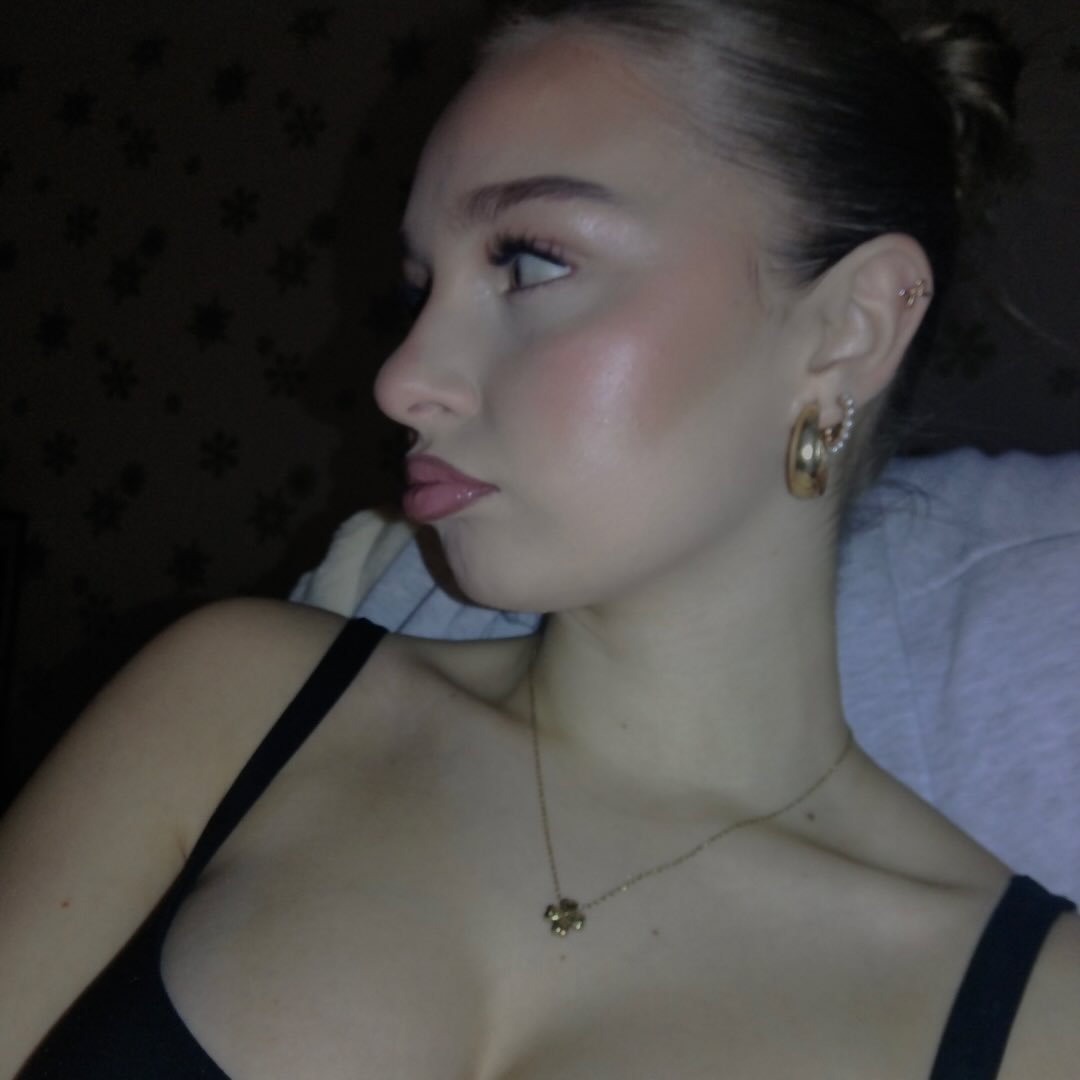 Instagram Profilbild von ellamarincova