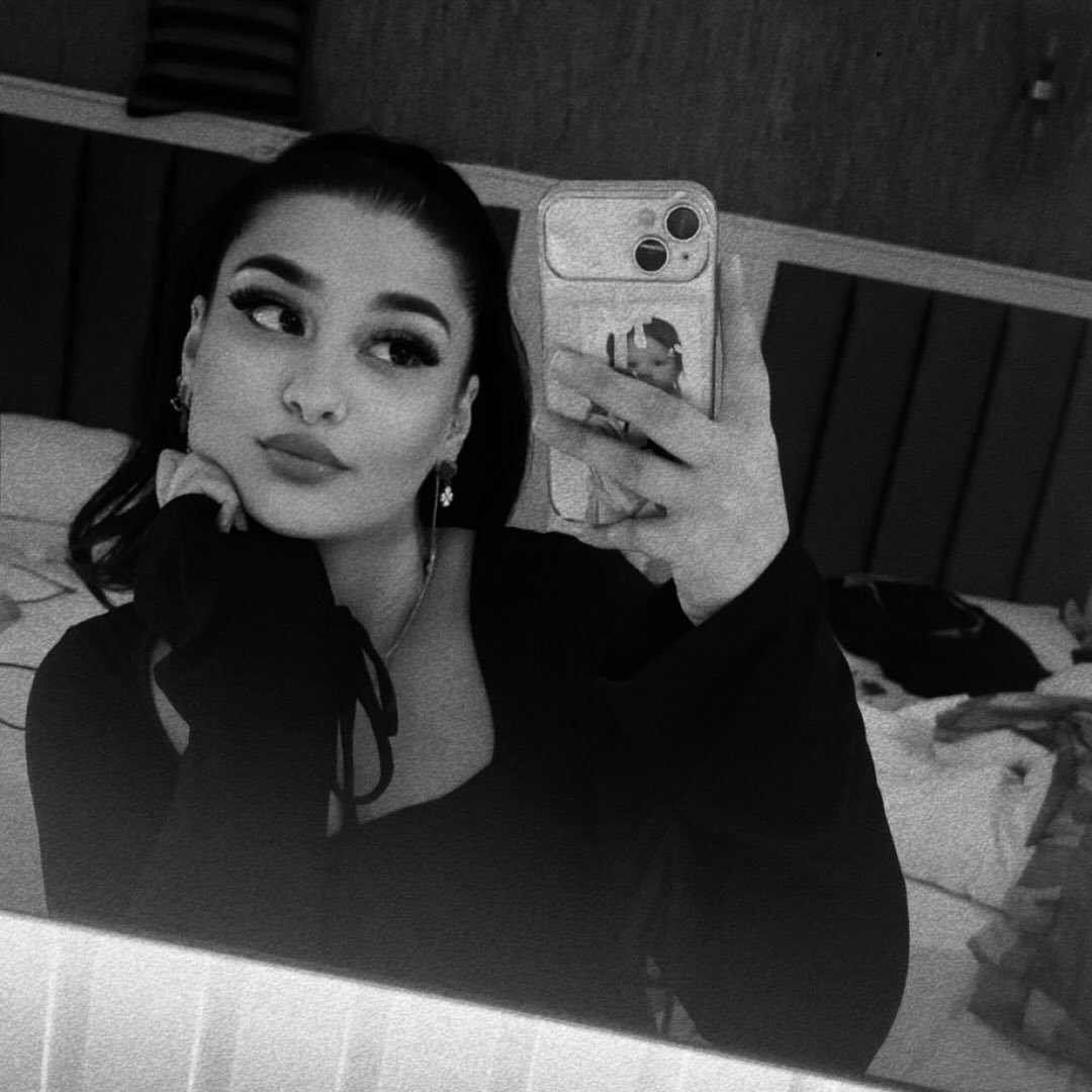 Instagram Profilbild von ezgiduman_