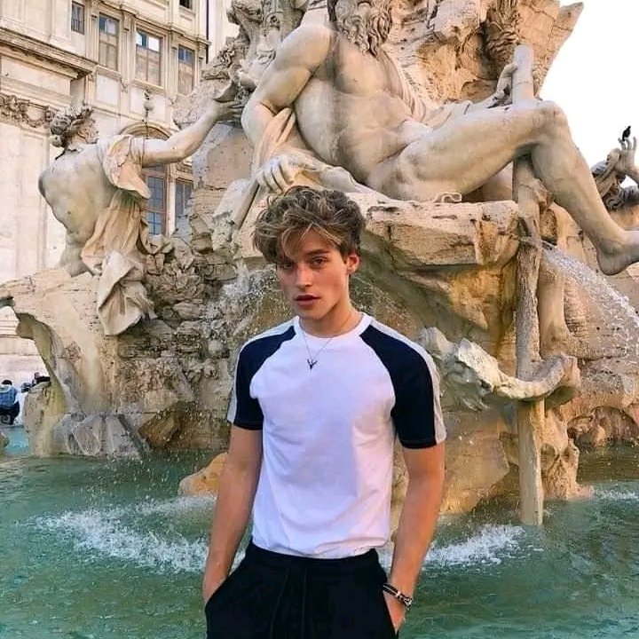 Instagram Profilbild von alex_avgeros