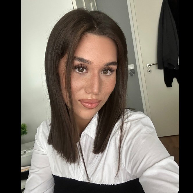 Instagram Profilbild von azra.kss