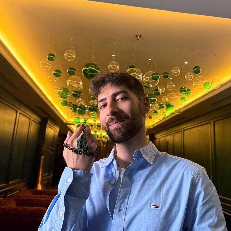 Instagram Profilbild von scharomaroof