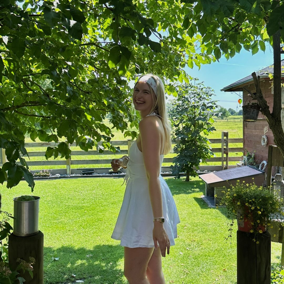 Instagram Profilbild von larissaa.km