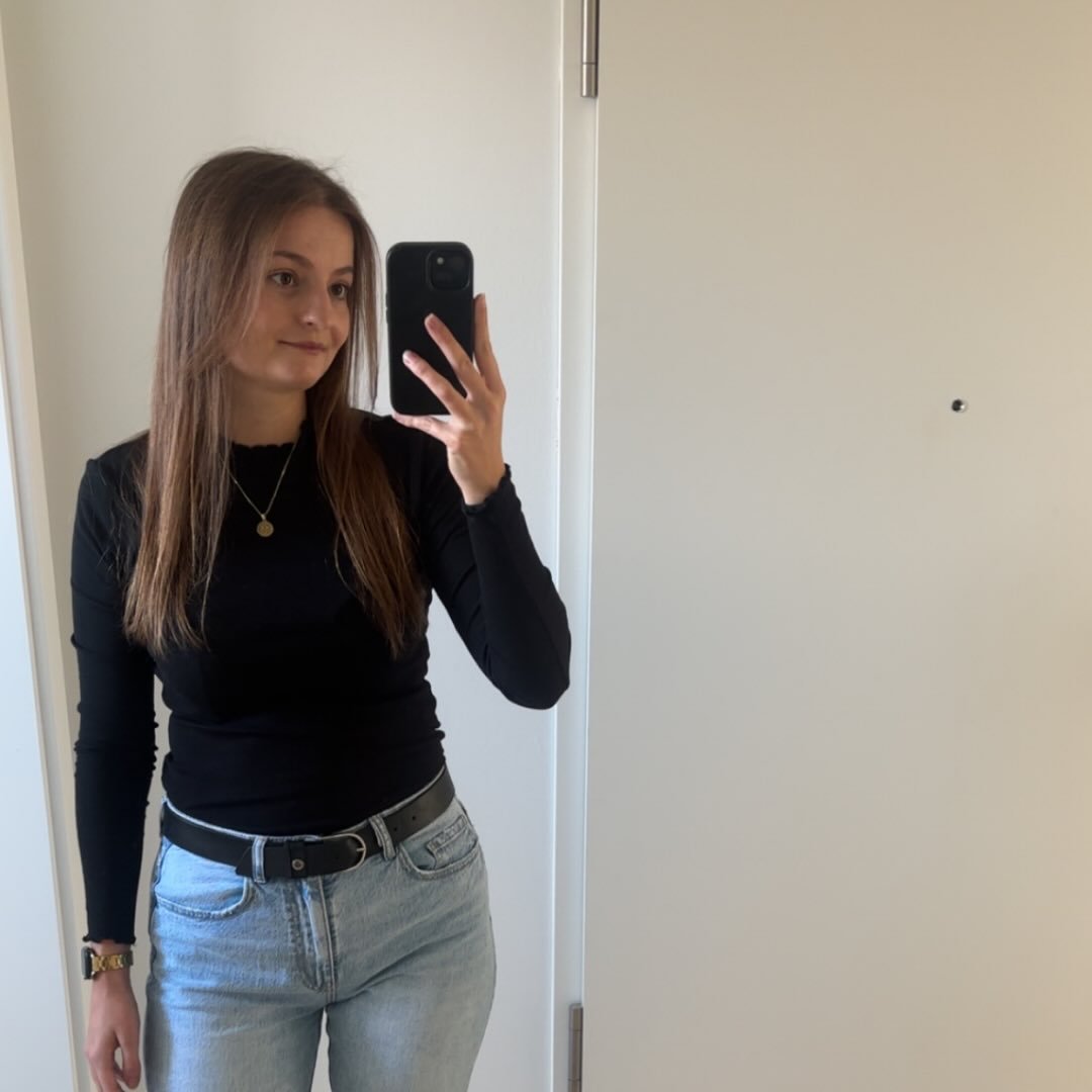 Instagram Profilbild von valerie__bu