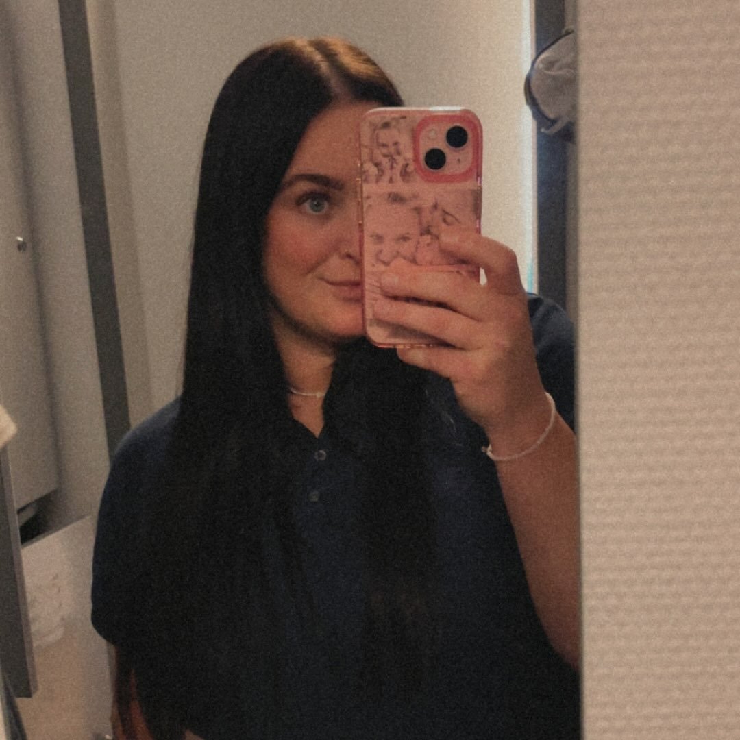 Instagram Profilbild von lari410