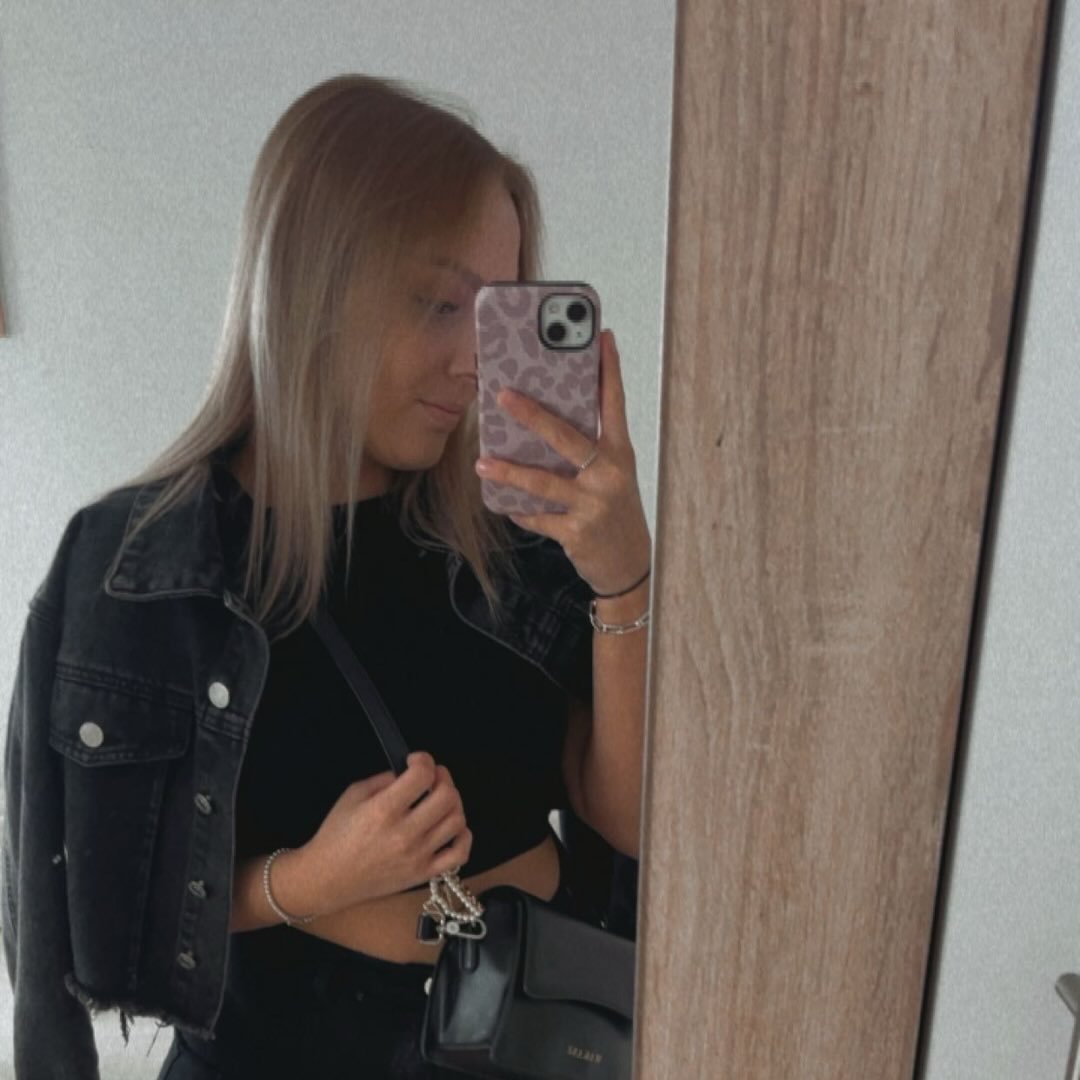 Instagram Profilbild von laura.r_th