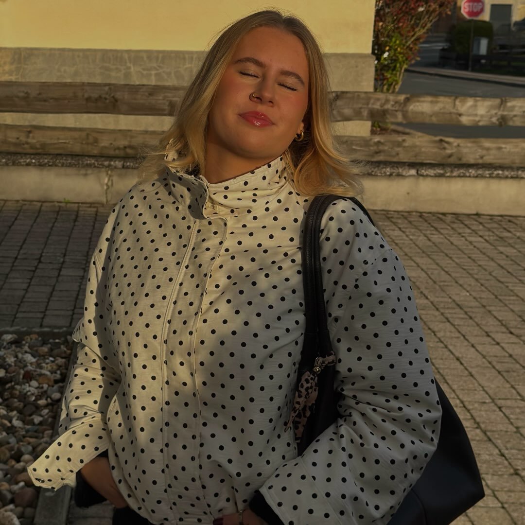 Instagram Profilbild von melina.var_