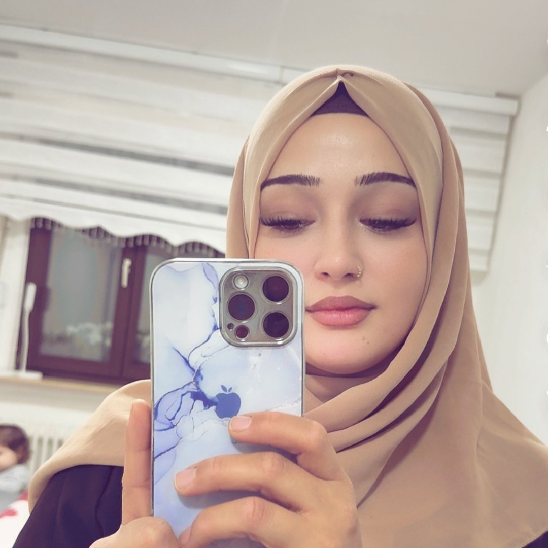 Instagram Profilbild von emine_3698