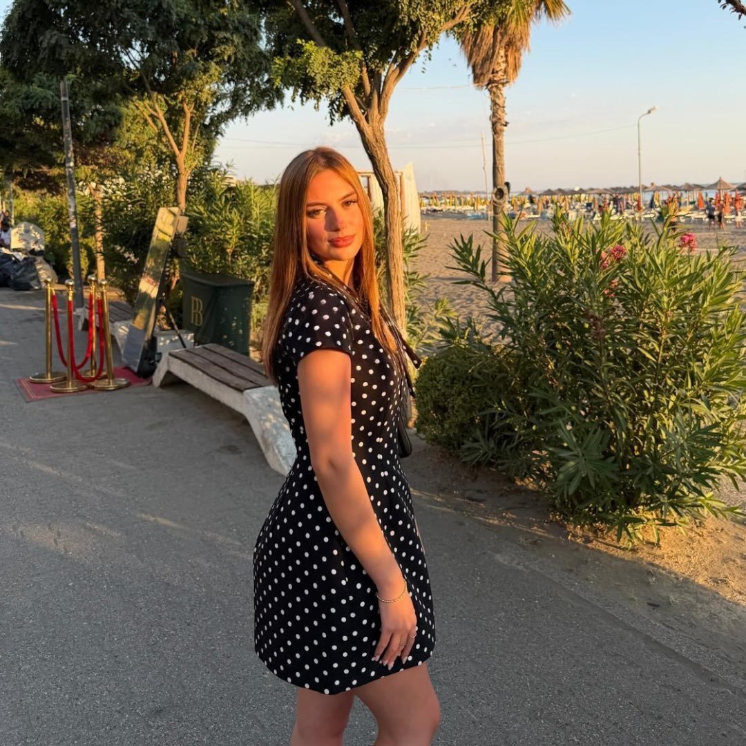 Instagram Profilbild von rineesamehmetii