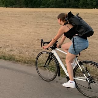 Instagram Profilbild von elealorraine