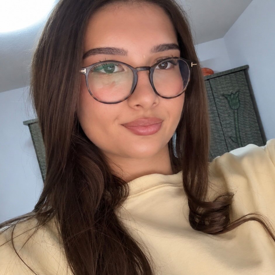 Instagram Profilbild von niihaadaa