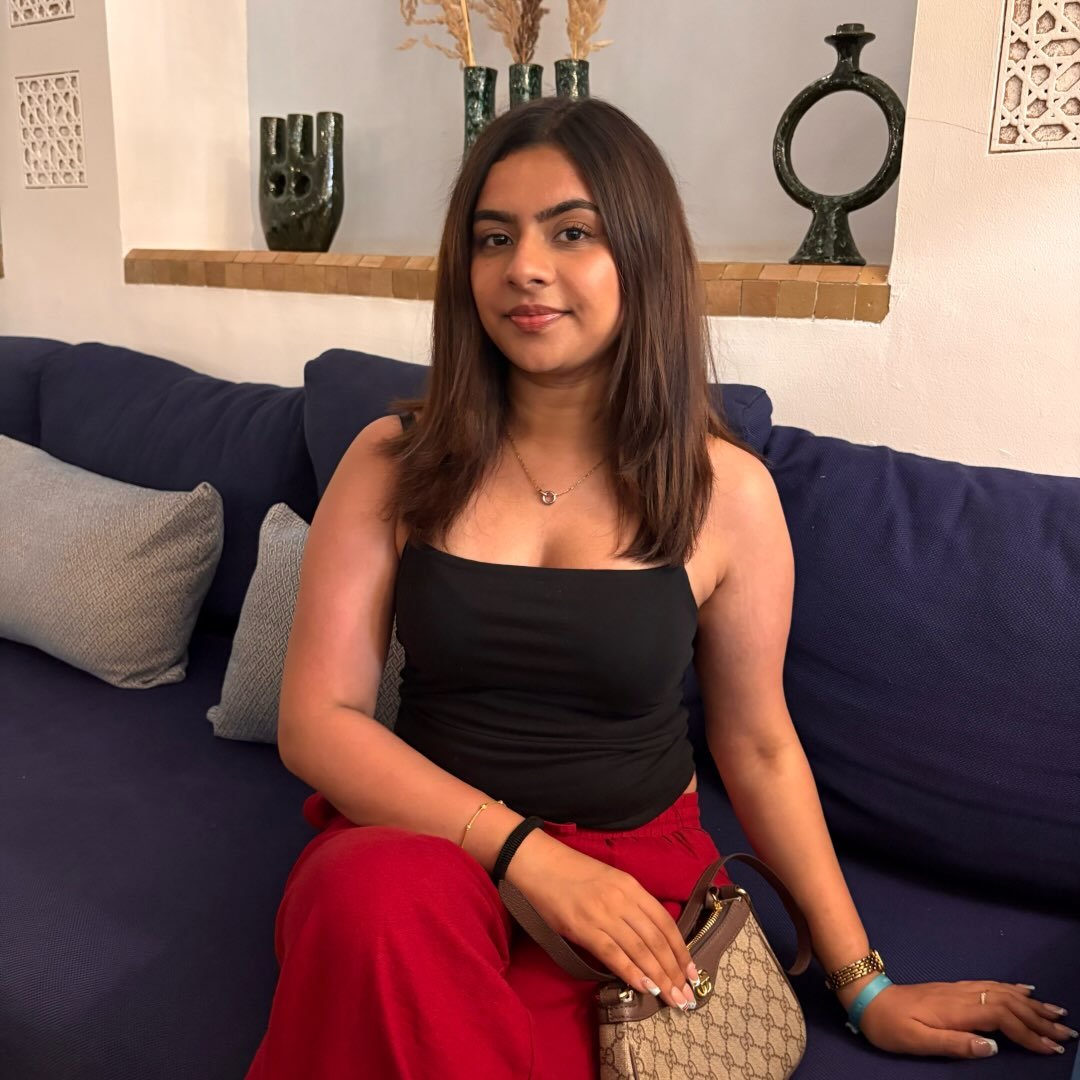 Instagram Profilbild von ayushivirani