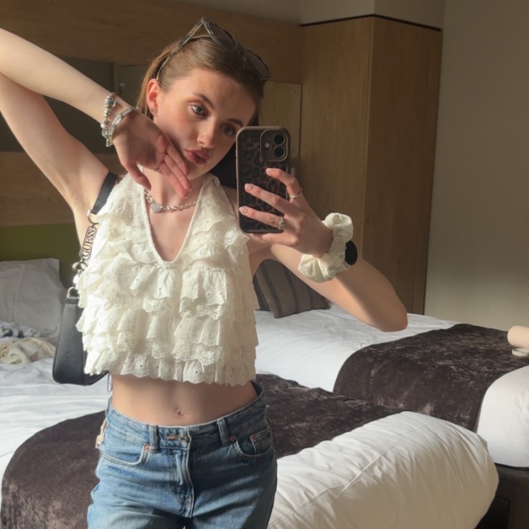 Instagram Profilbild von emilywarnockx