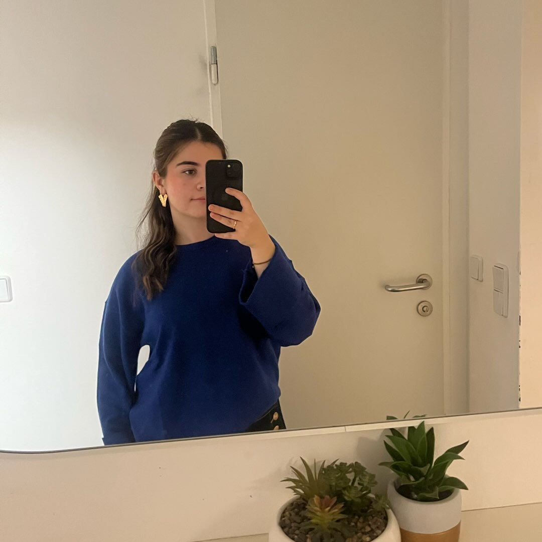 Instagram Profilbild von azra.plt42
