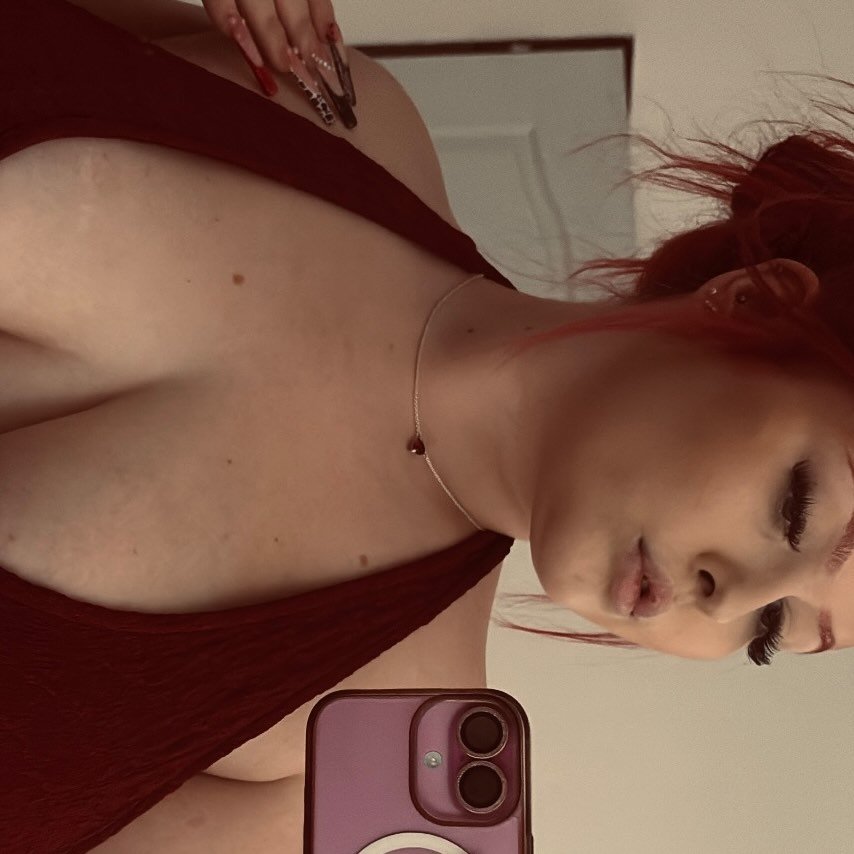 Instagram Profilbild von nevrelovaaa
