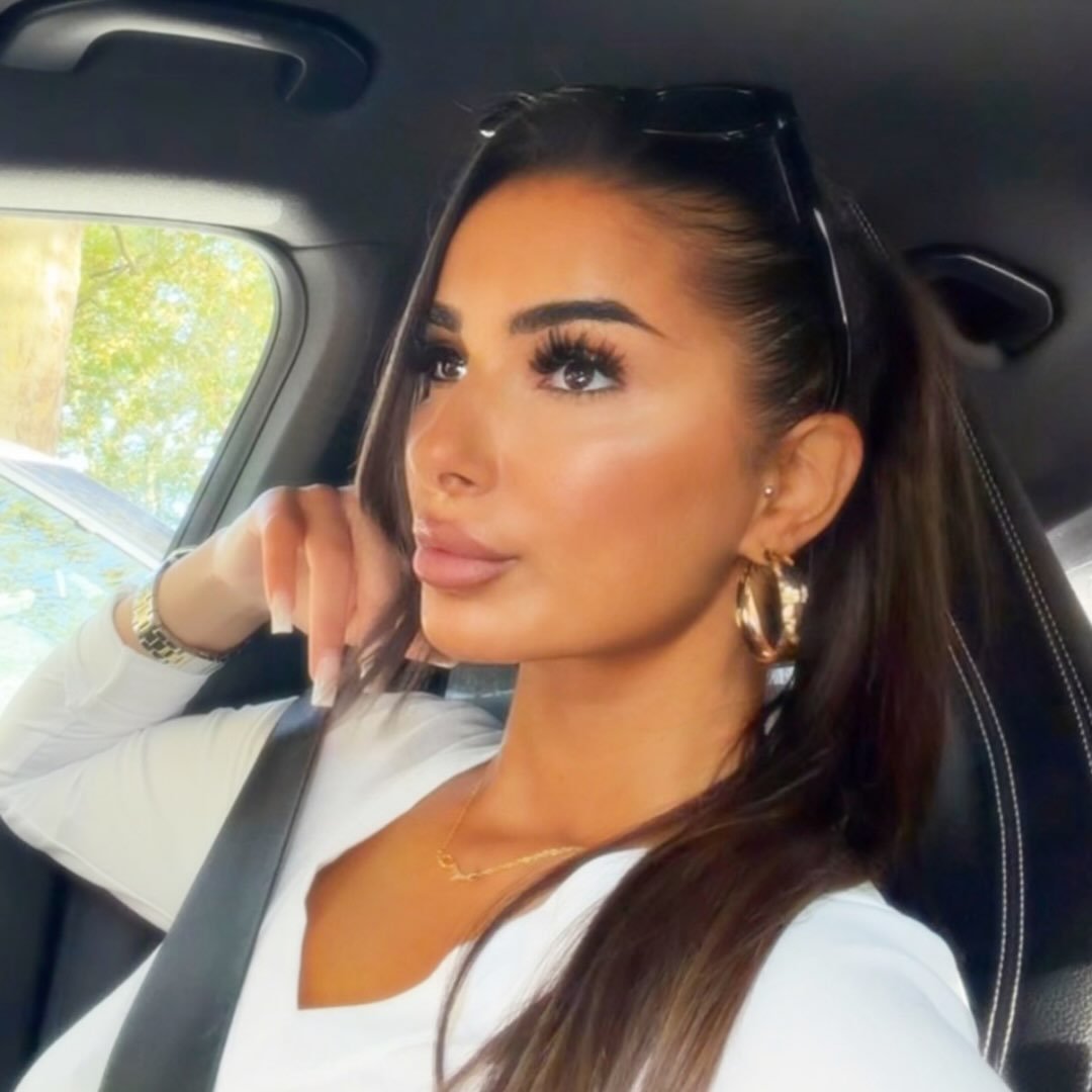 Instagram Profilbild von zeyn.alev