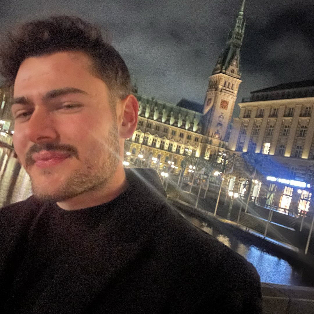 Instagram Profilbild von _emirumutduman