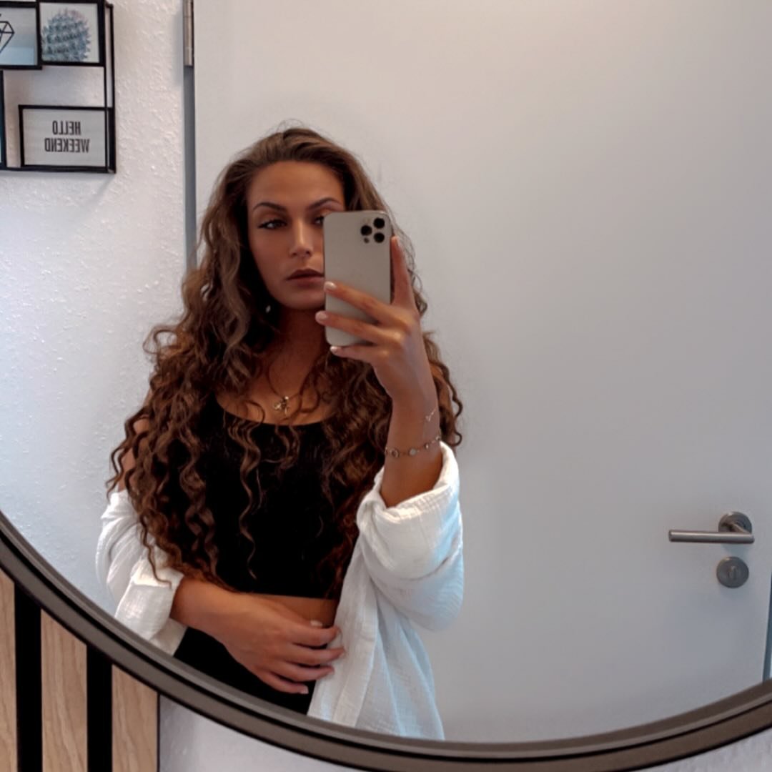 Instagram Profilbild von sinaazz_