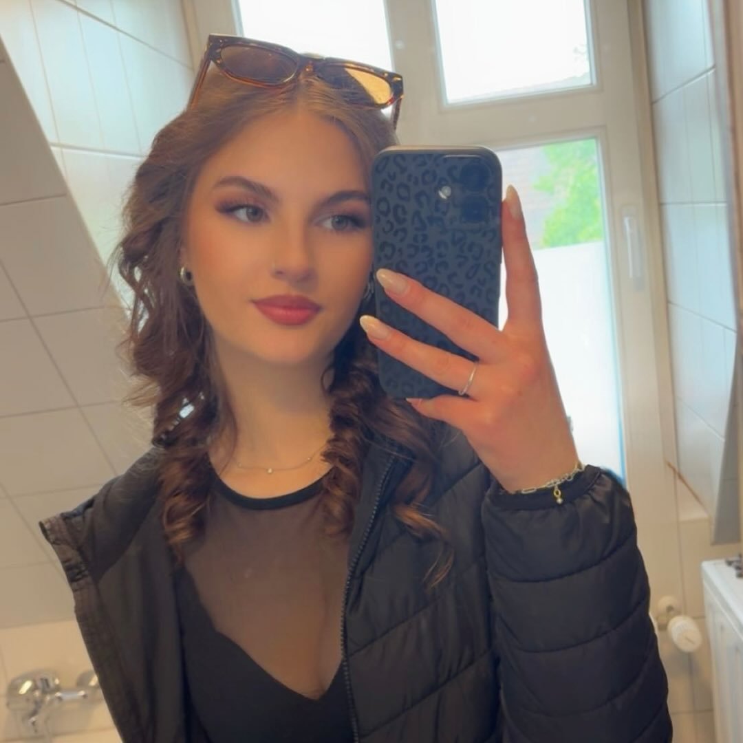 Instagram Profilbild von _.kla.ra._
