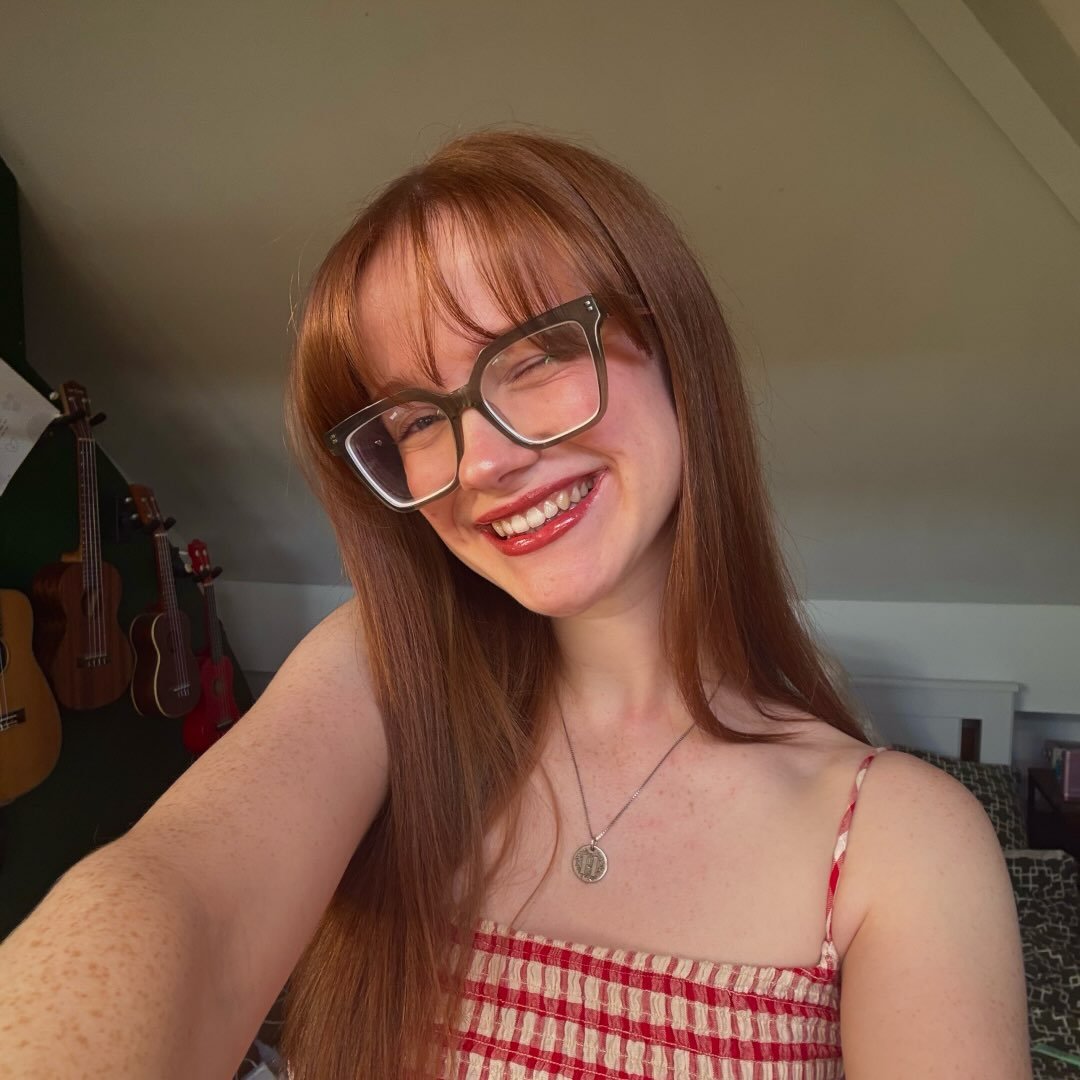 Instagram Profilbild von harrietfield__
