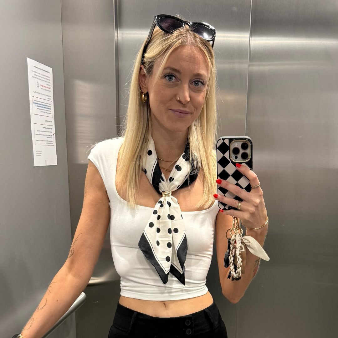 Instagram Profilbild von mary._.b_n