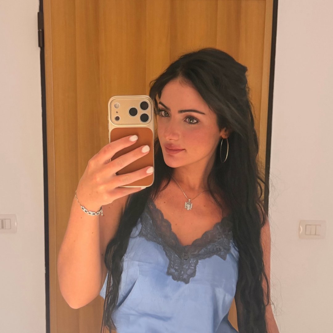 Instagram Profilbild von hoxha_arriana