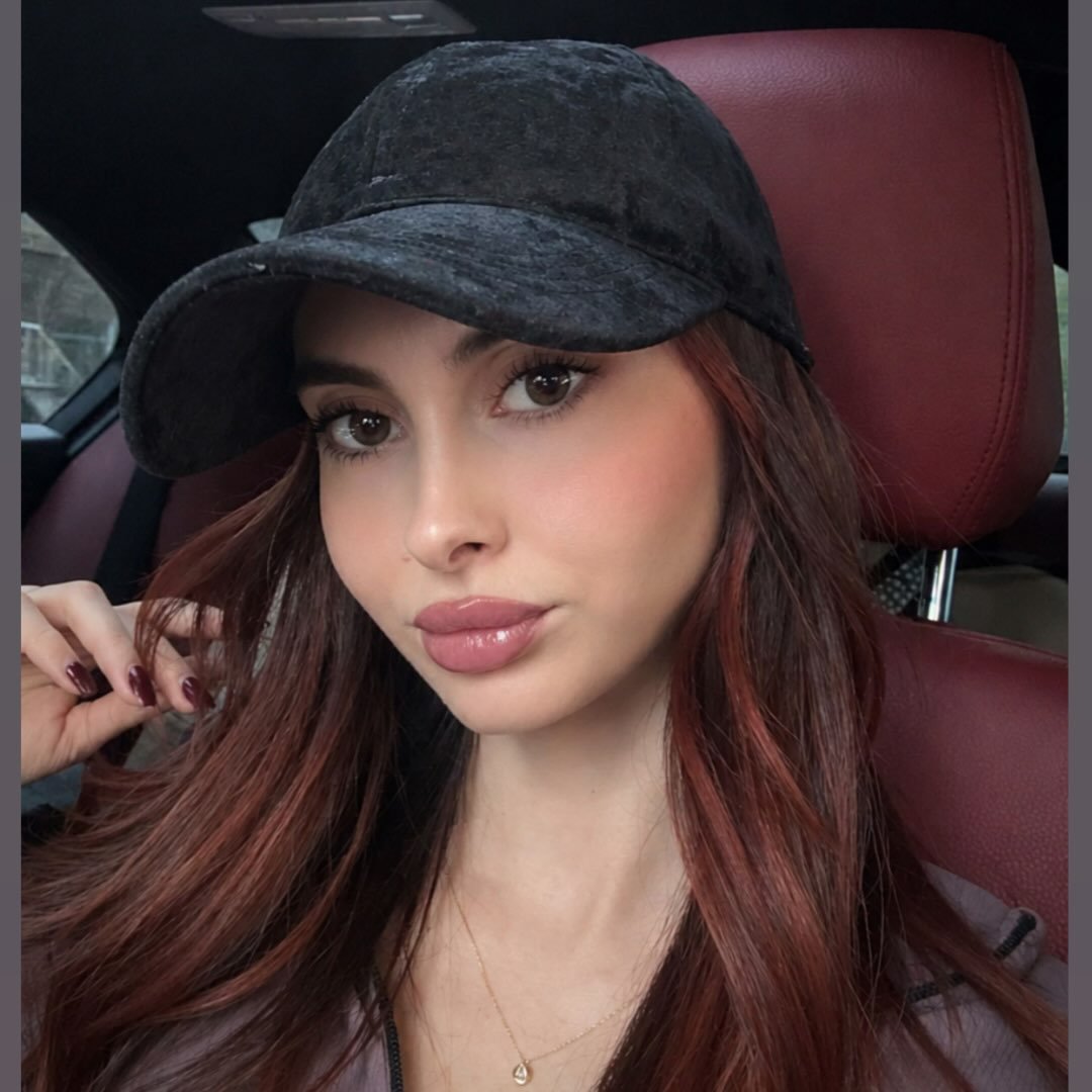 Instagram Profilbild von sara_xhengo