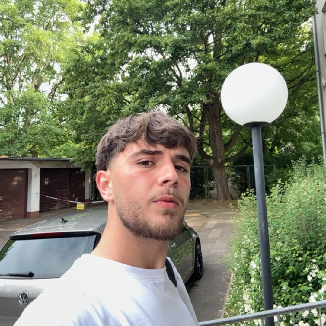 Instagram Profilbild von bleronnono