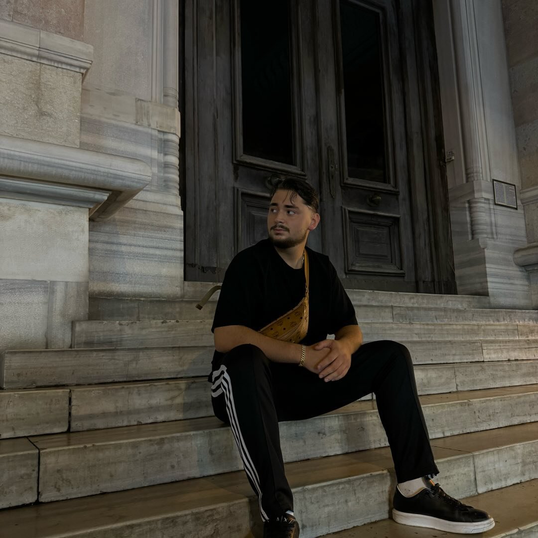 Instagram Profilbild von momoo.cgn