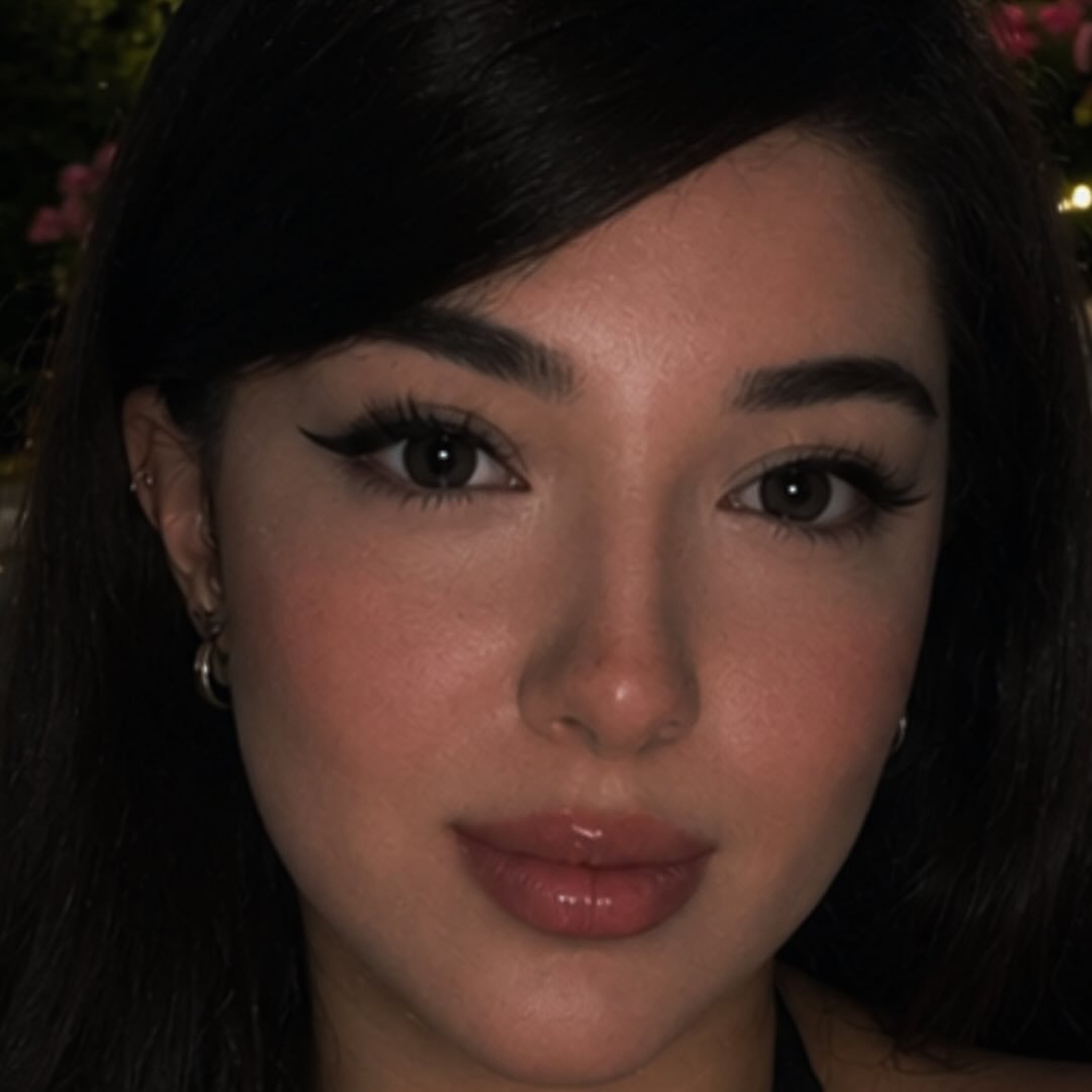 Instagram Profilbild von imahsabagherii