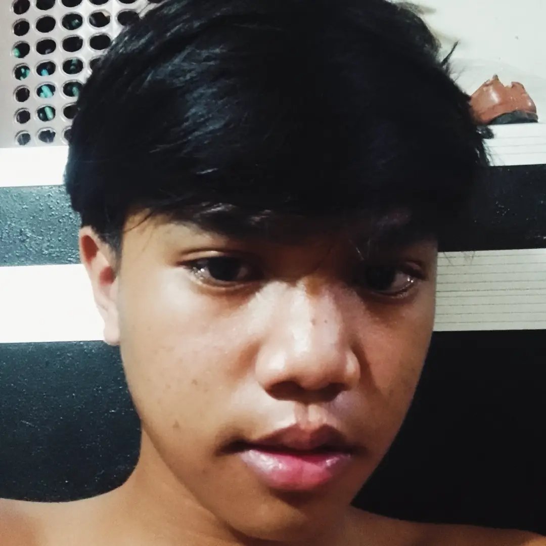 Instagram Profilbild von frshrt.cyzz
