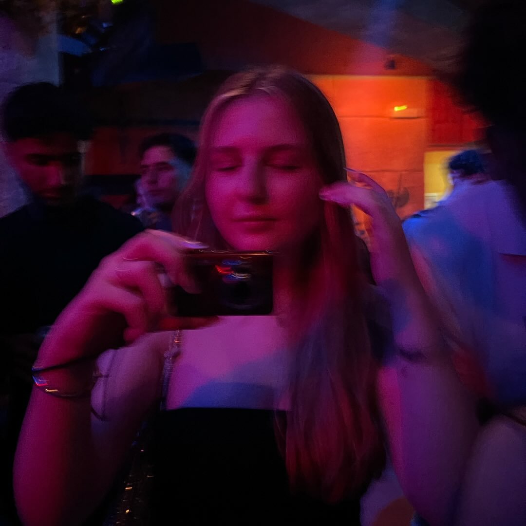 Instagram Profilbild von mornregnets