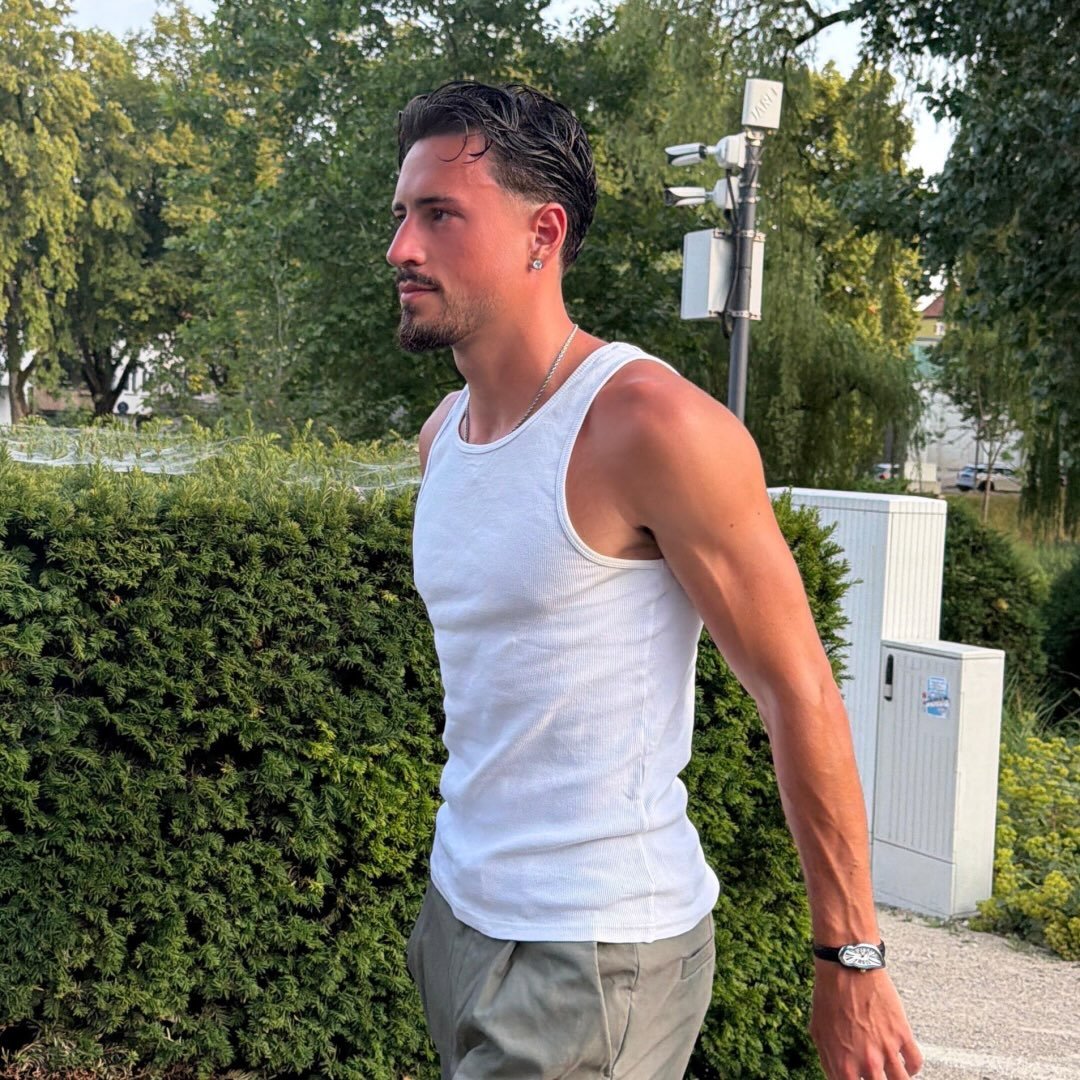 Instagram Profilbild von _flamurberisha
