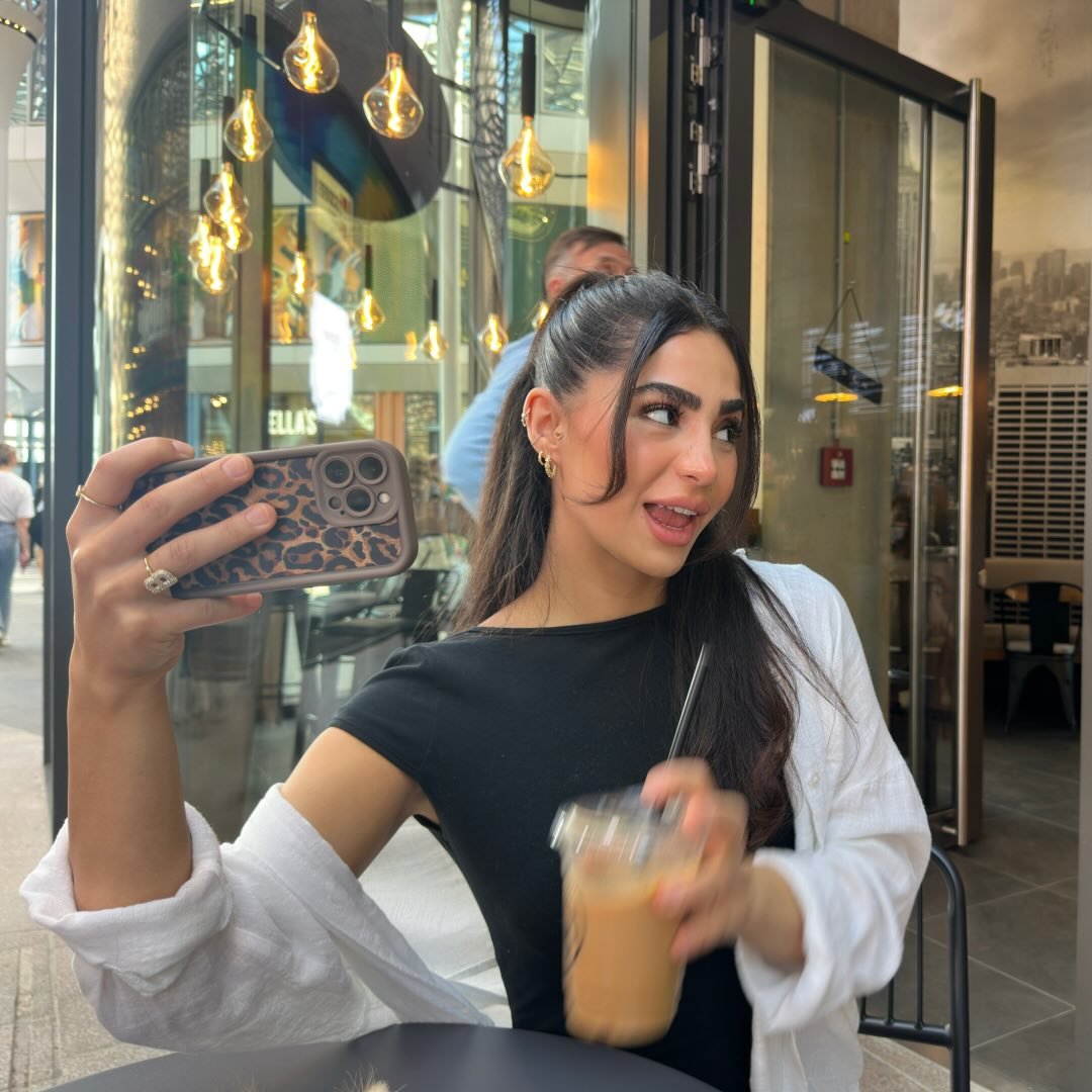 Instagram Profilbild von b.oezn
